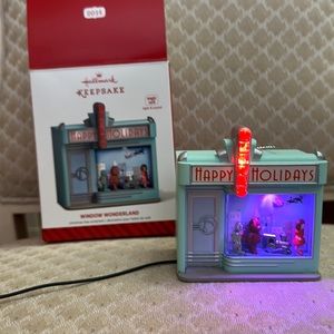 Hallmark Keepsake Winter Wonderland-Magic Cord